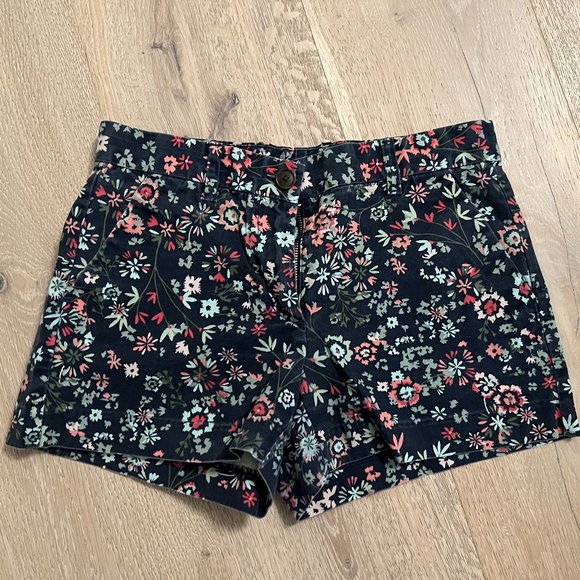GAP Pants - GAP Shorts